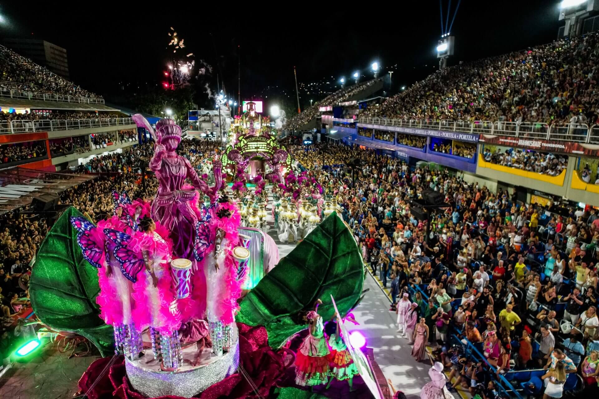 RJ Venda de ingressos de arquibancadas e cadeiras para o Rio Carnaval