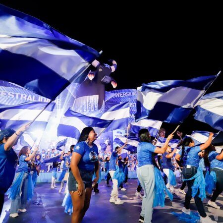 Ensaio Show do Caprichoso Aquece Torcedores para o Boi de Rua 2025
